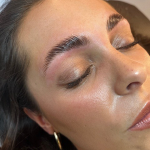 brow-lamination-clapham-london-beauty-services-navs-beauty