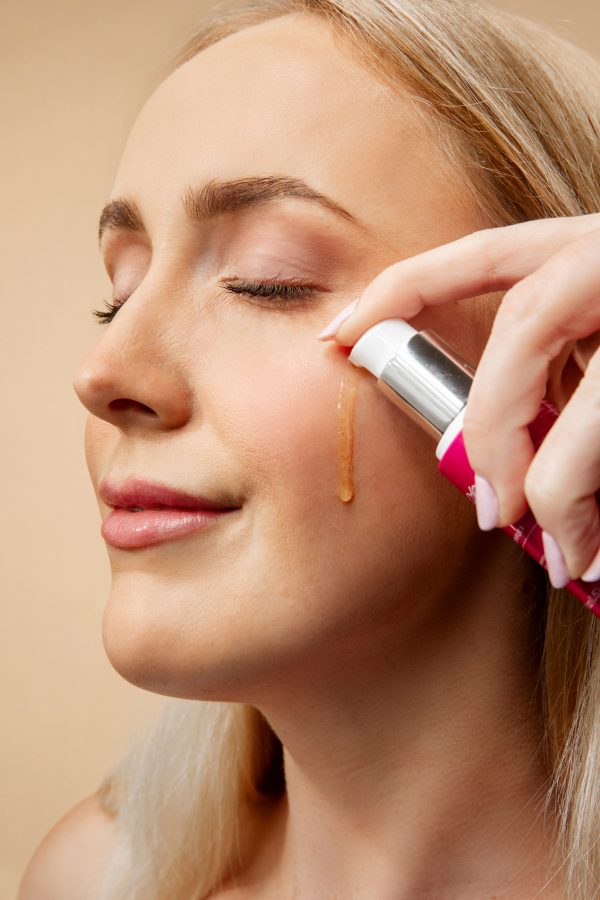 dermaplaning-facials-navs-beauty-london
