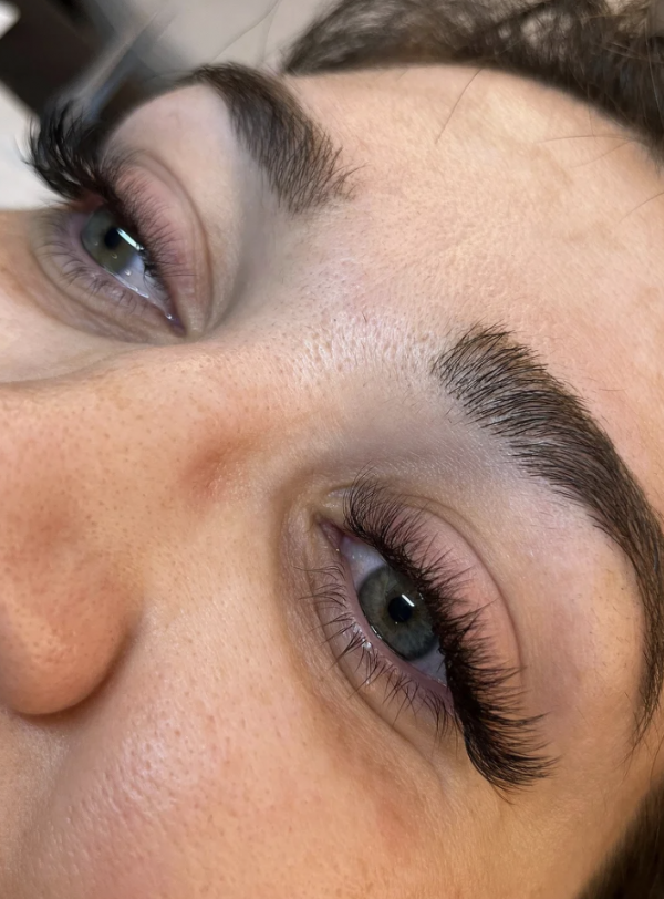 Russian Eyelash Extensions - Image 2