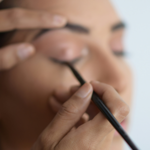 semi-permanent-eyeliner-in-clapham-south-london-navs-beauty